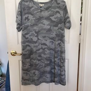 CAMO T-SHIRT DRESS NWT
